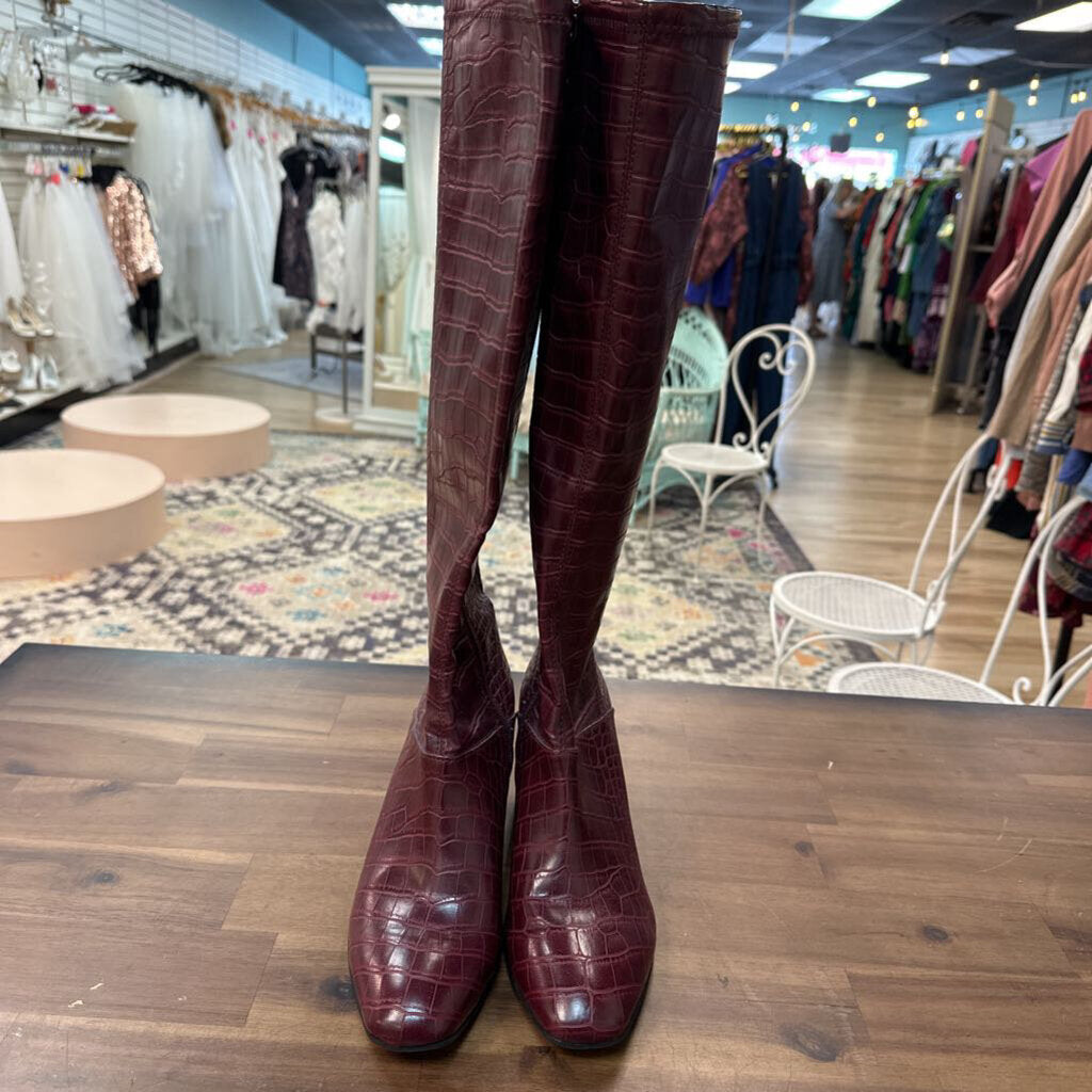 Franco Sarto Burgundy Crocodile Leather Tribute Tall Boots 9