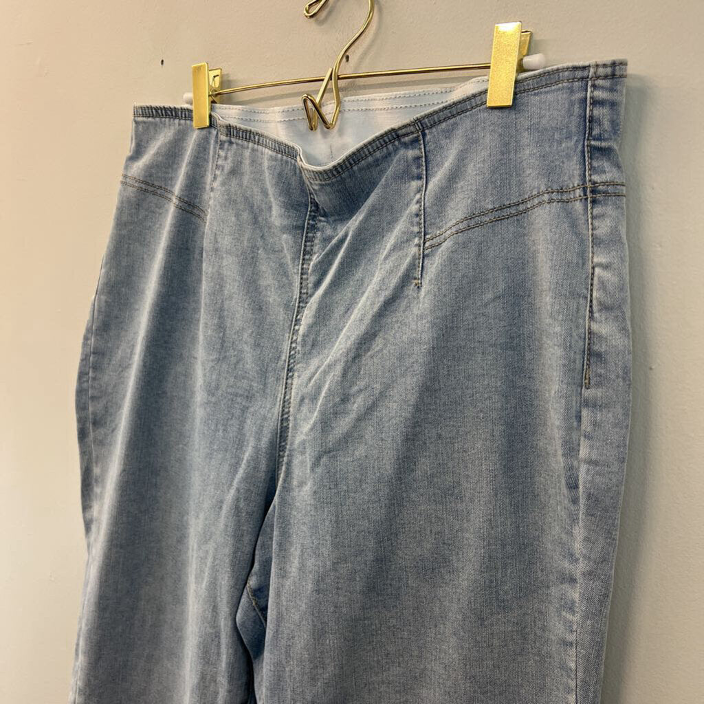 Knox Rose Light Wash Pull On Flare Leg Jeans 16