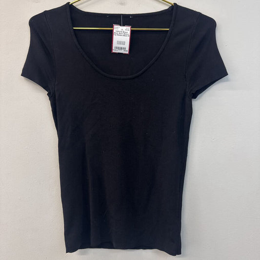 Black Short Sleeve Top Medium