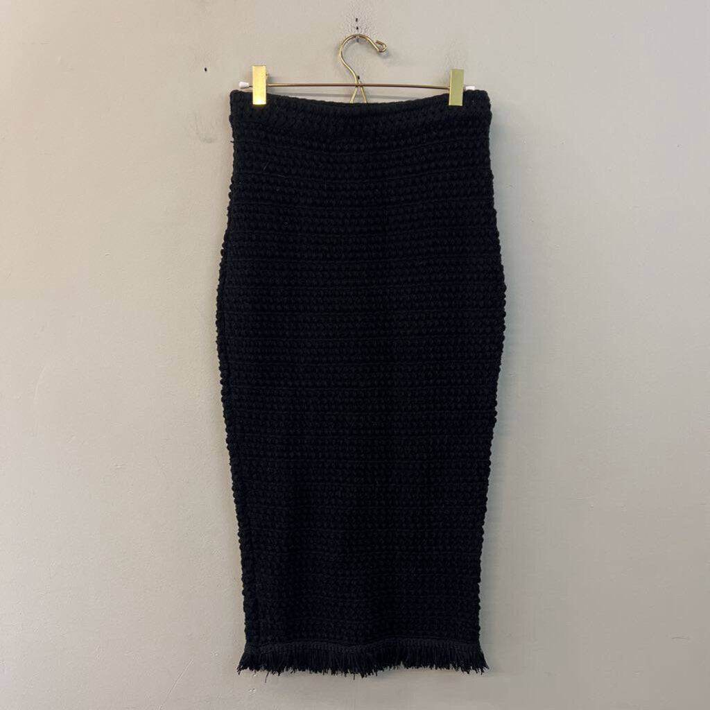 Aqua Black Textured Knit Midi Skirt Medium