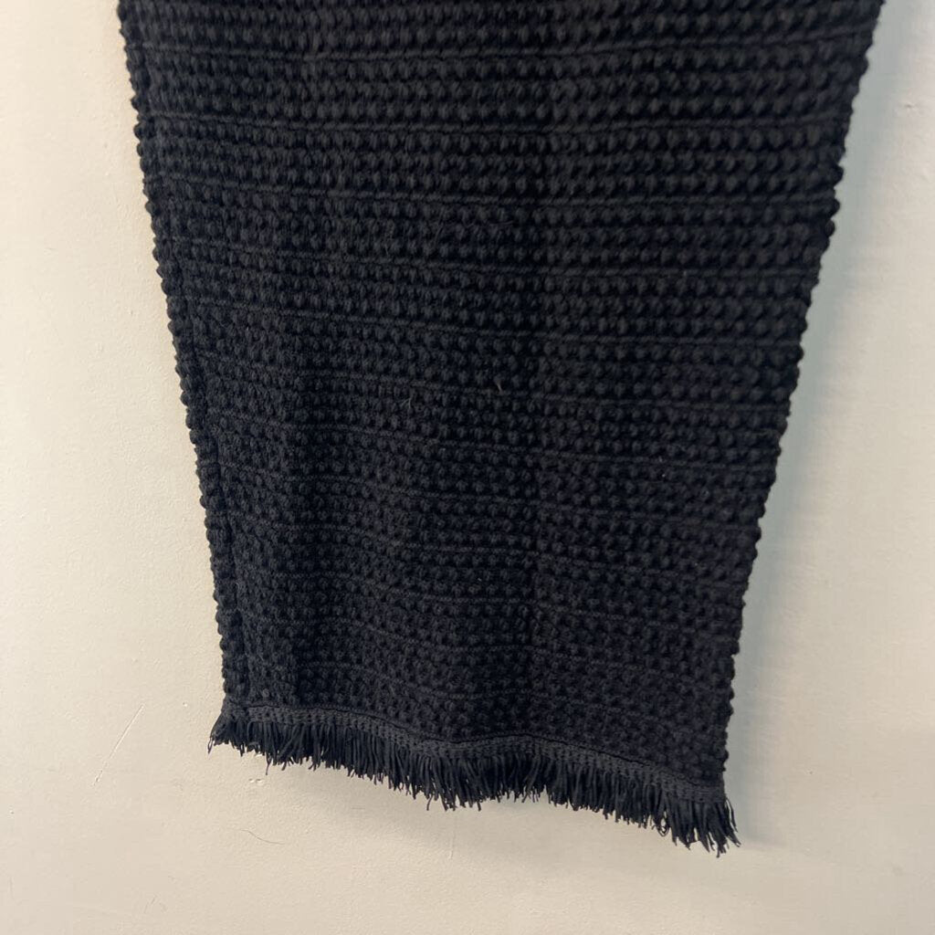 Aqua Black Textured Knit Midi Skirt Medium