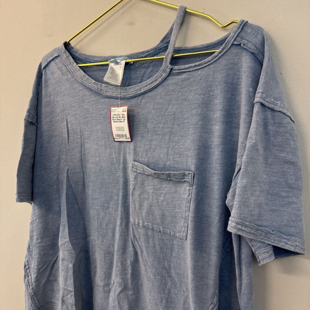 She and Sky Blue Short Sleeve Top Medium