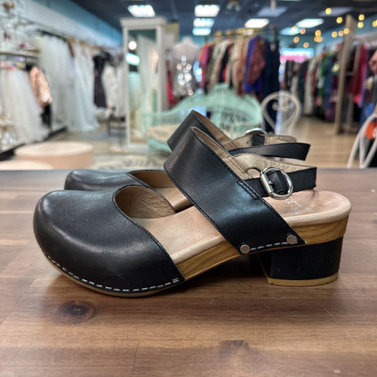 Dansko Black Malin Clog Shoes 38