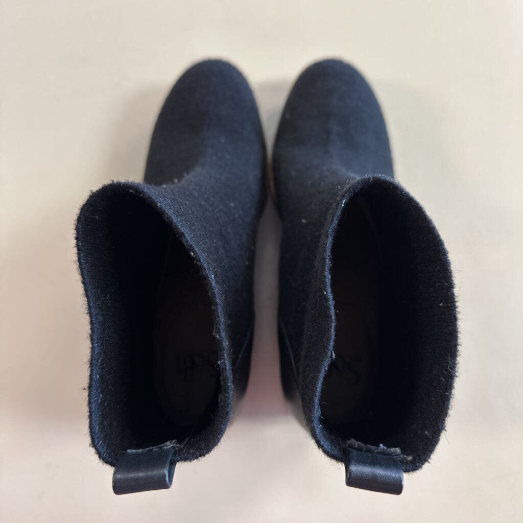 Sofft Black Elaina Wedge Booties 9