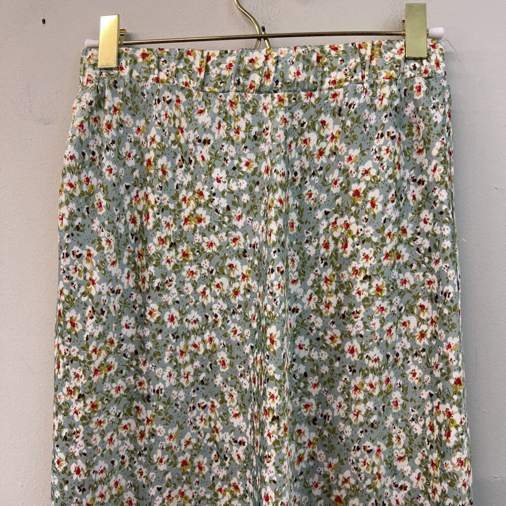 Know One Cares Green/ White Floral Print Silky Midi Skirt Small