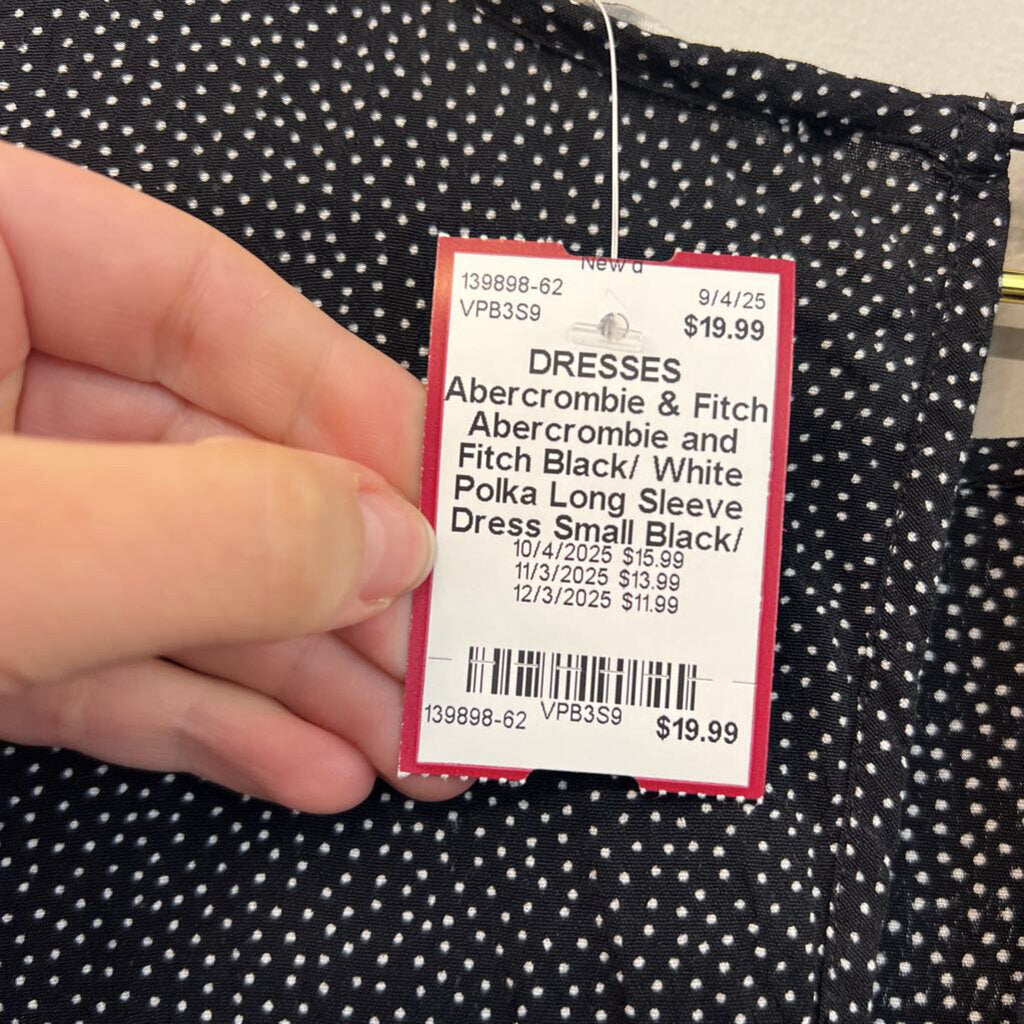 Abercrombie and Fitch Black/ White Polka Long Sleeve Dress Small
