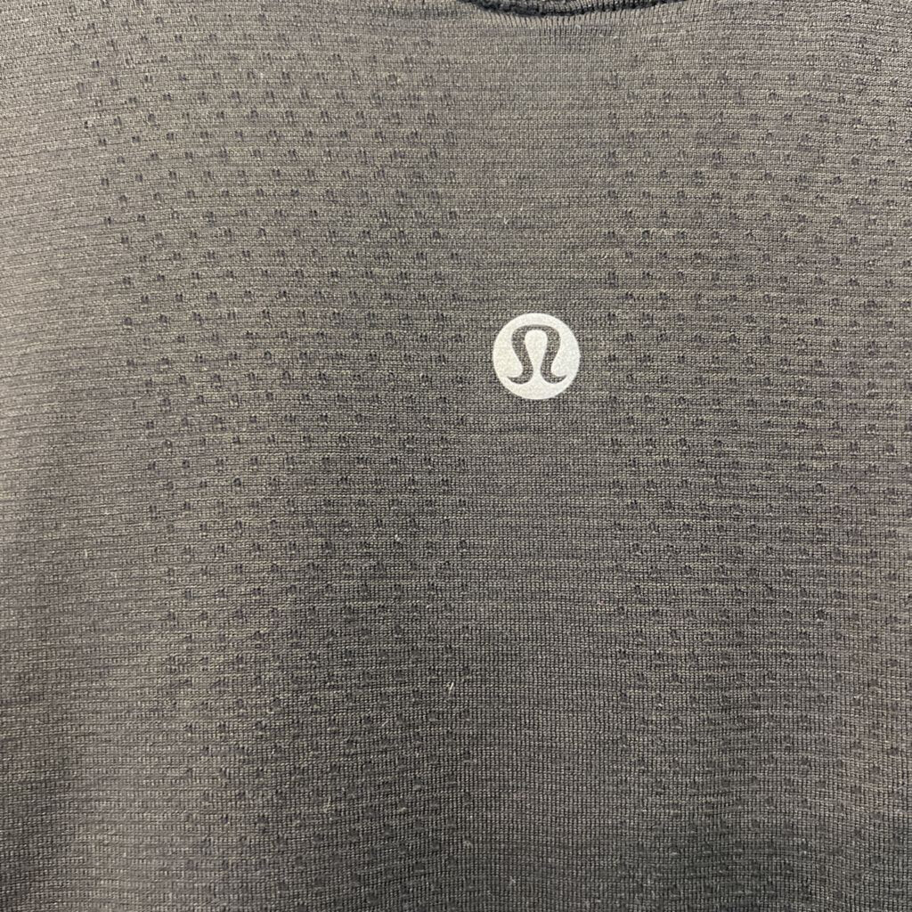 Lululemon Black Short Sleeve Athletic Top Small