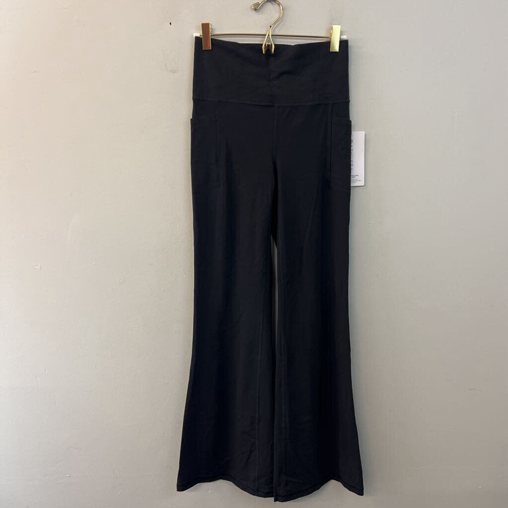 Athleta Black Salutation Stash Flare Leggings Small