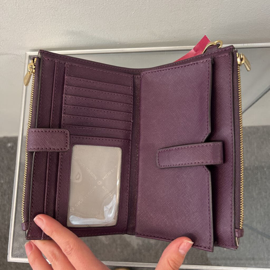Michael Kors Purple Leather Jet Set Wallet