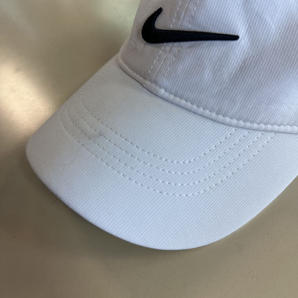 Nike White/ Black Embroidered Logo Baseball Hat