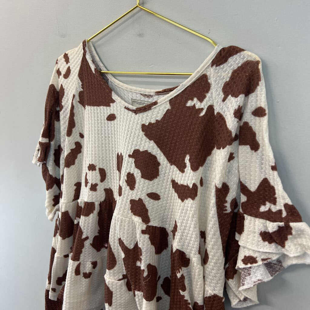Simply Southern Cream/ Brown Cow Print Short Sleeve Top Extra Large