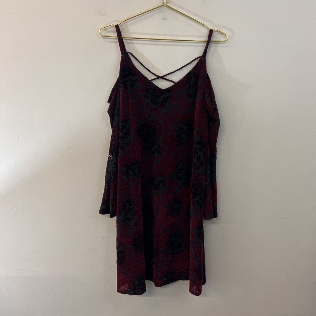 Mystree Black/ Burgundy Velvet Print Long Sleeve Dress Small