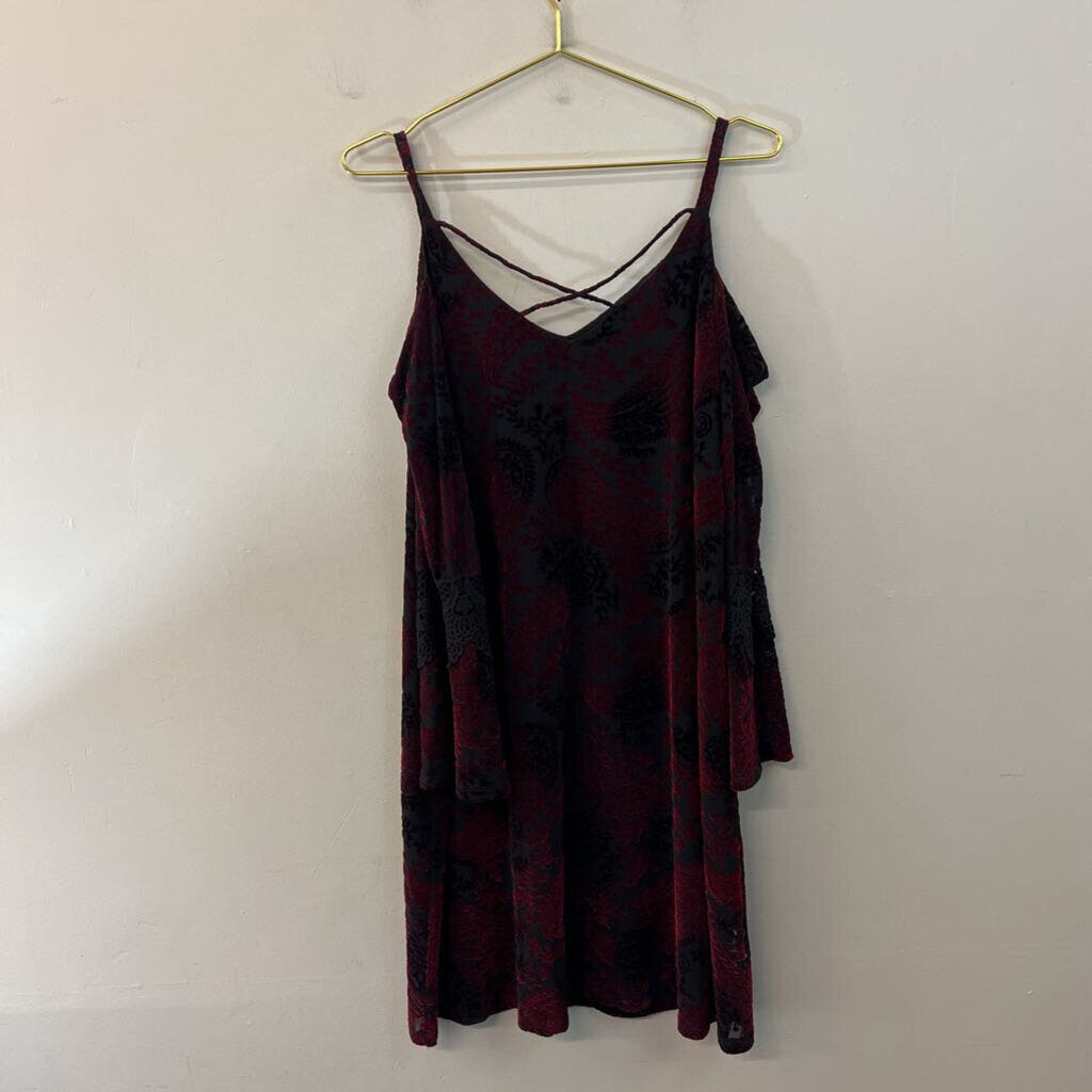 Mystree Black/ Burgundy Velvet Print Long Sleeve Dress Small