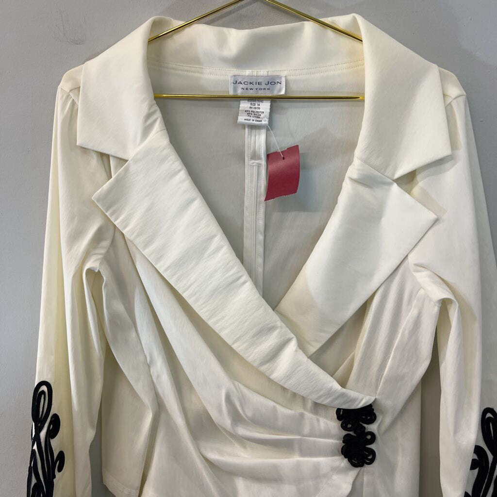 Jackie Jon Cream/ Black Detail Long Sleeve Wrap Top 14