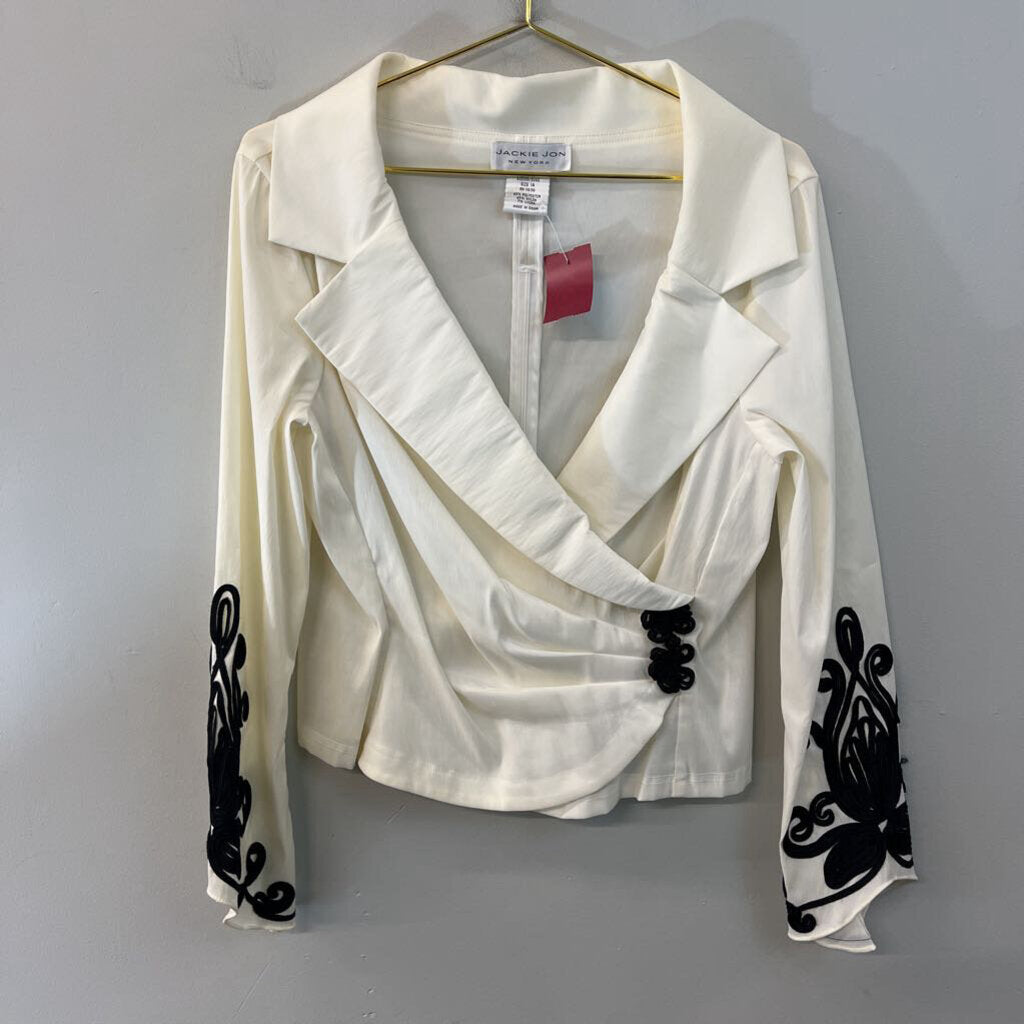Jackie Jon Cream/ Black Detail Long Sleeve Wrap Top 14