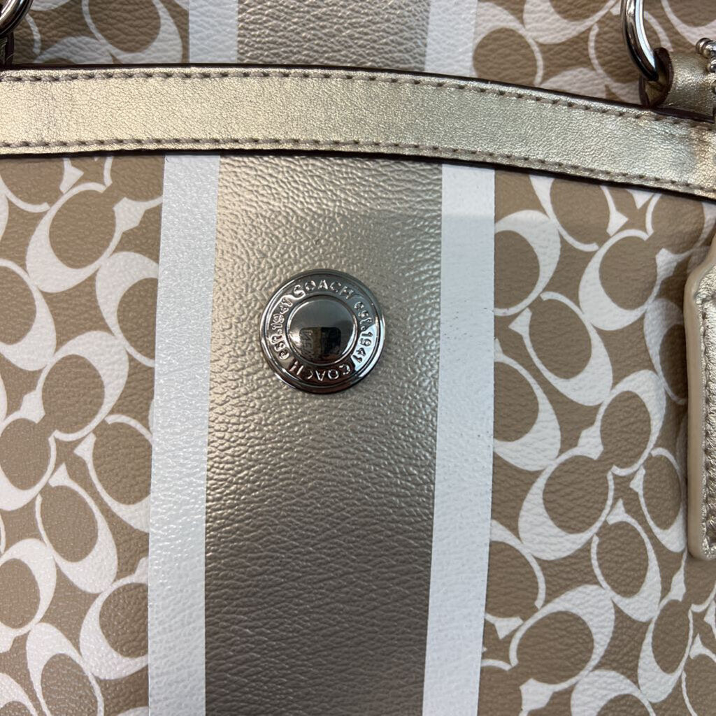 Coach Beige/ Cream Chelsea Heritage Purse