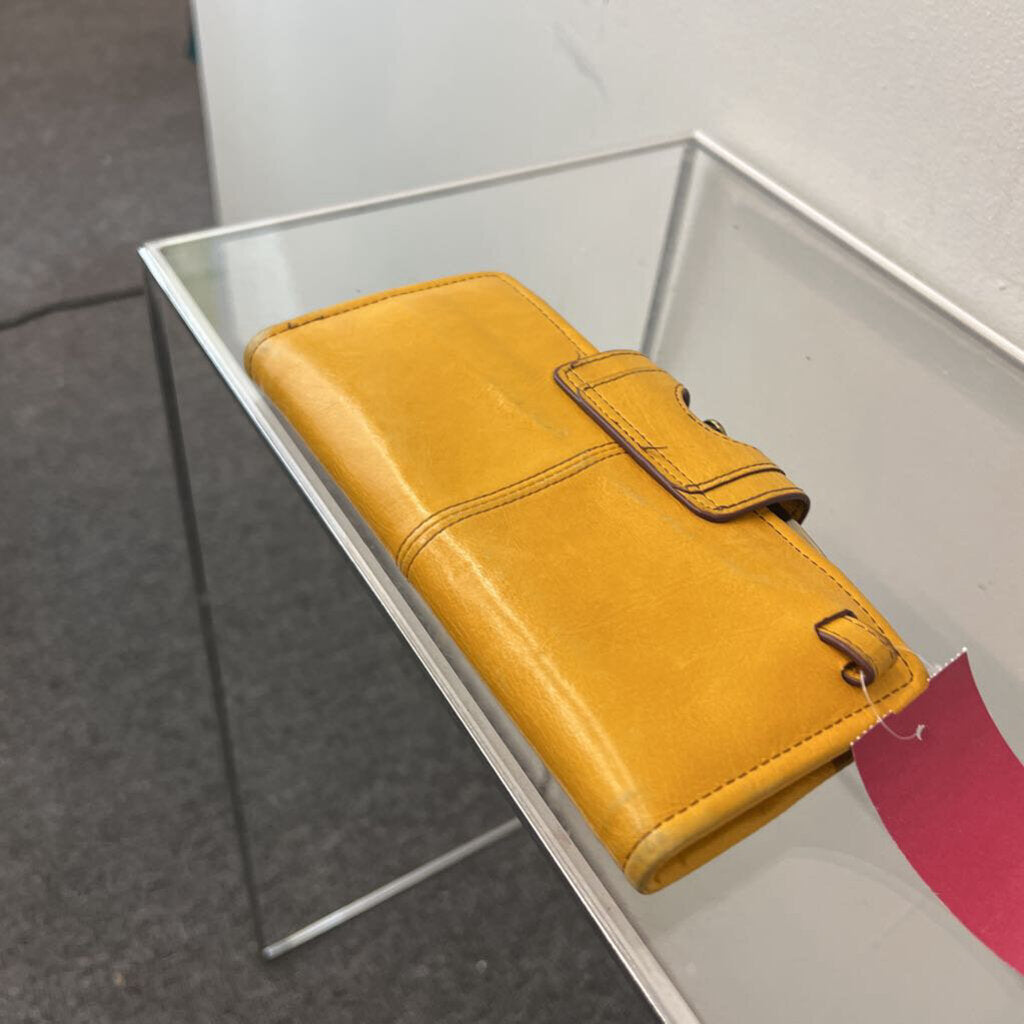 Hobo Yellow Leather Nova Wallet