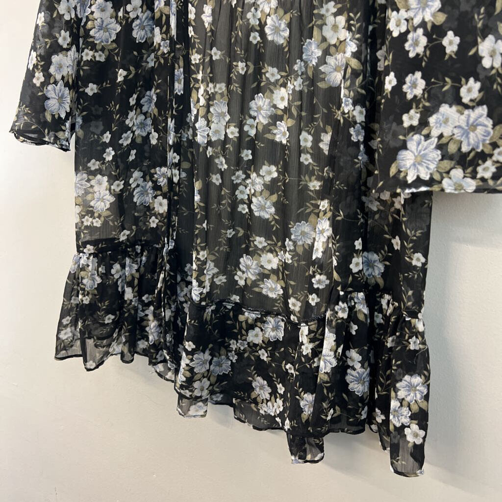 American Eagle Black/ Blue Flower Print Kimono Top One Size