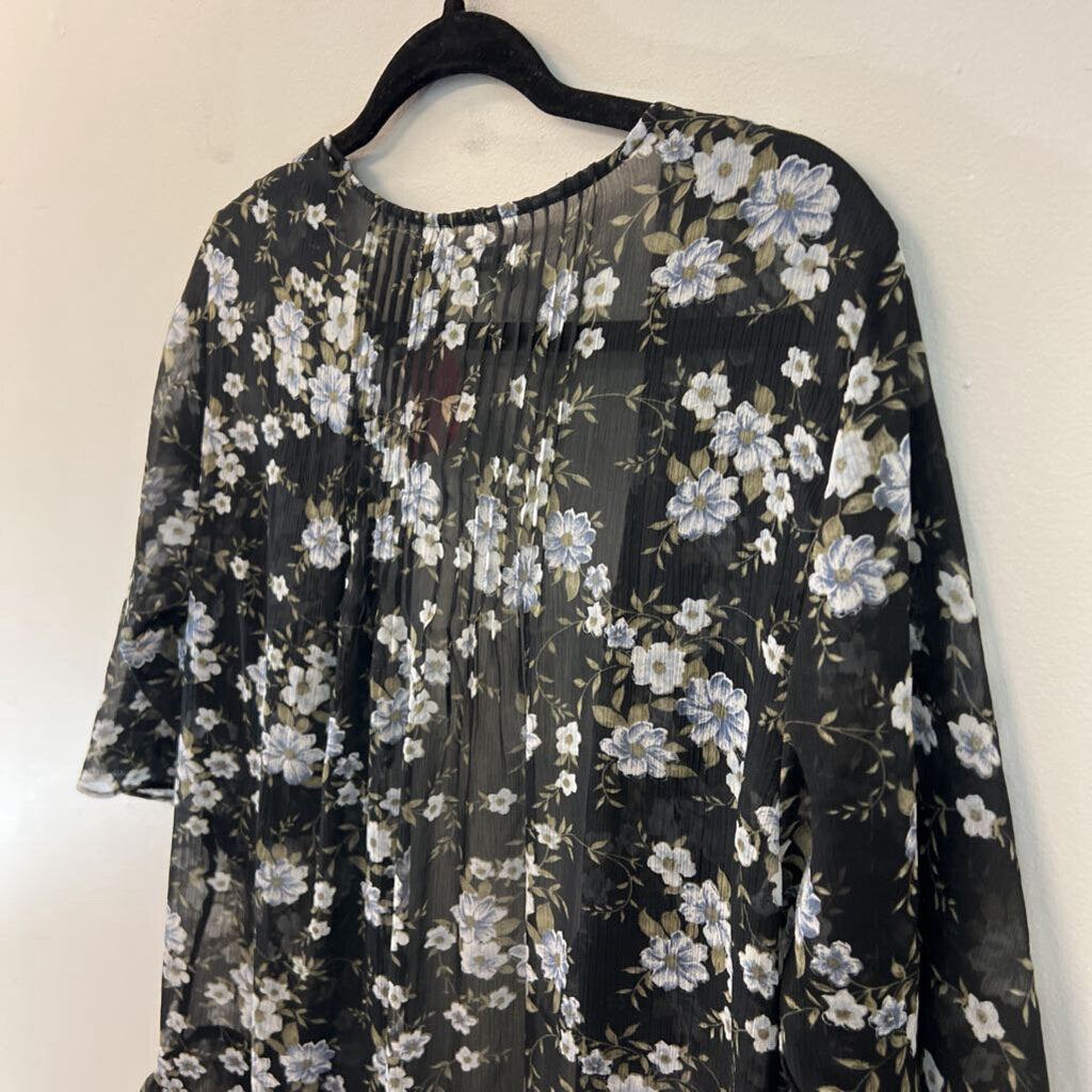 American Eagle Black/ Blue Flower Print Kimono Top One Size
