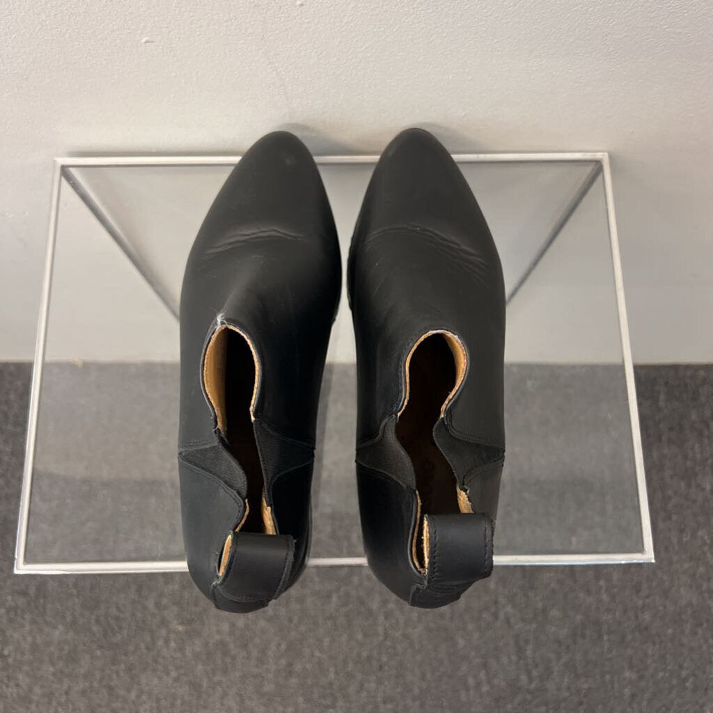 Nisolo Black Leather Eva Everyday Chelsea Boots 7.5