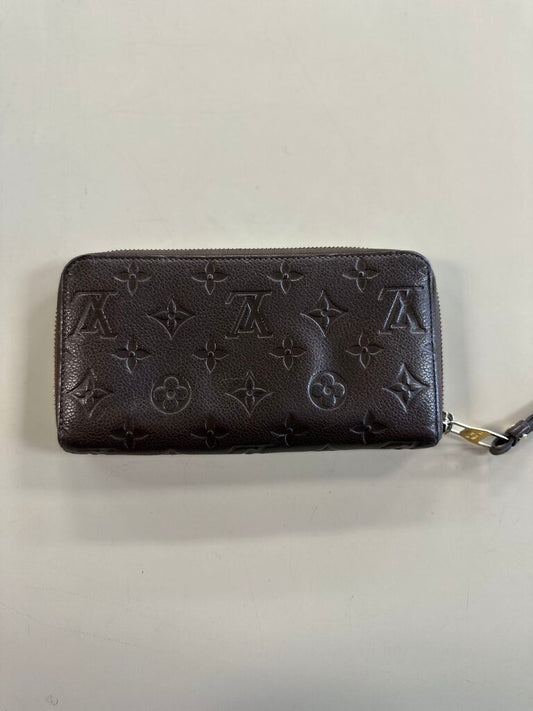 Louis Vuitton Brown Monogram Zippy Wallet