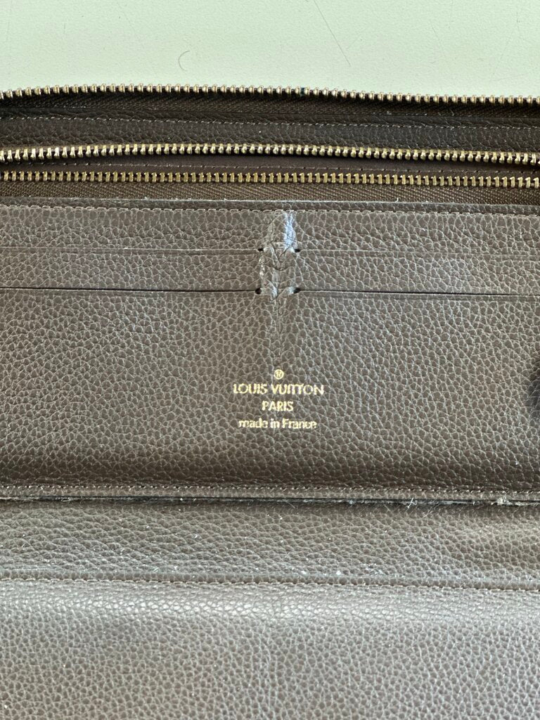 Louis Vuitton Brown Monogram Zippy Wallet