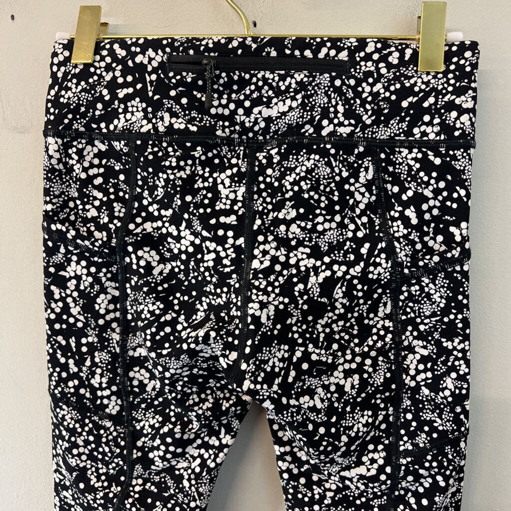 Lululemon Black/ White Print Cropped Leggings 4