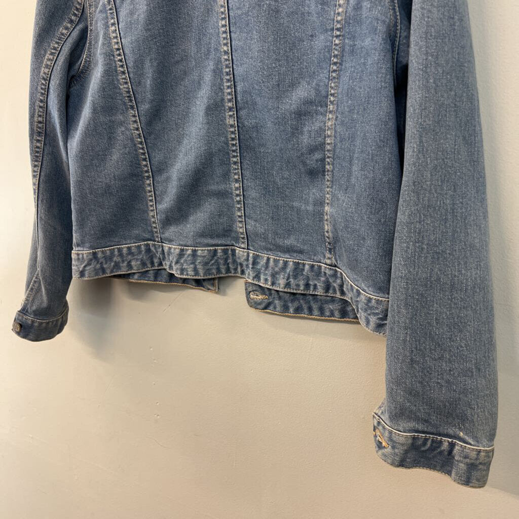 SPI Light Wash Denim Jacket Large