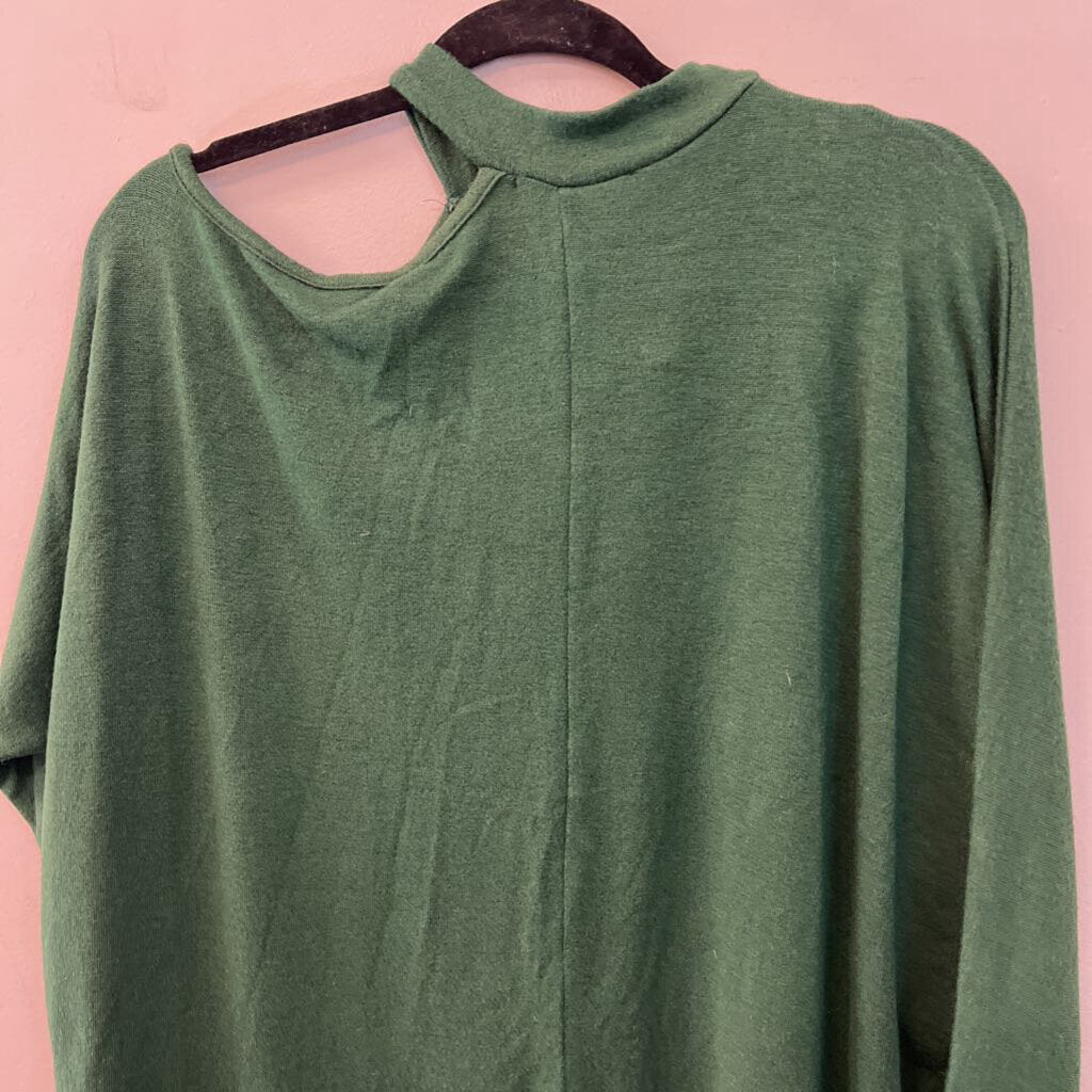 Pixi and Ivy Green High Neck Cold Shoulder Long Sleeve Sweater Top Small