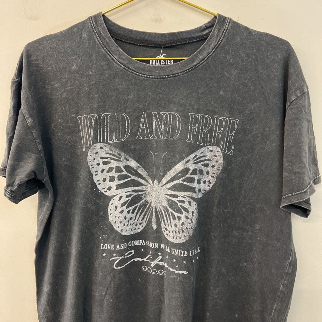Hollister Grey Wild and Free Short Sleeve Graphic Tee Small