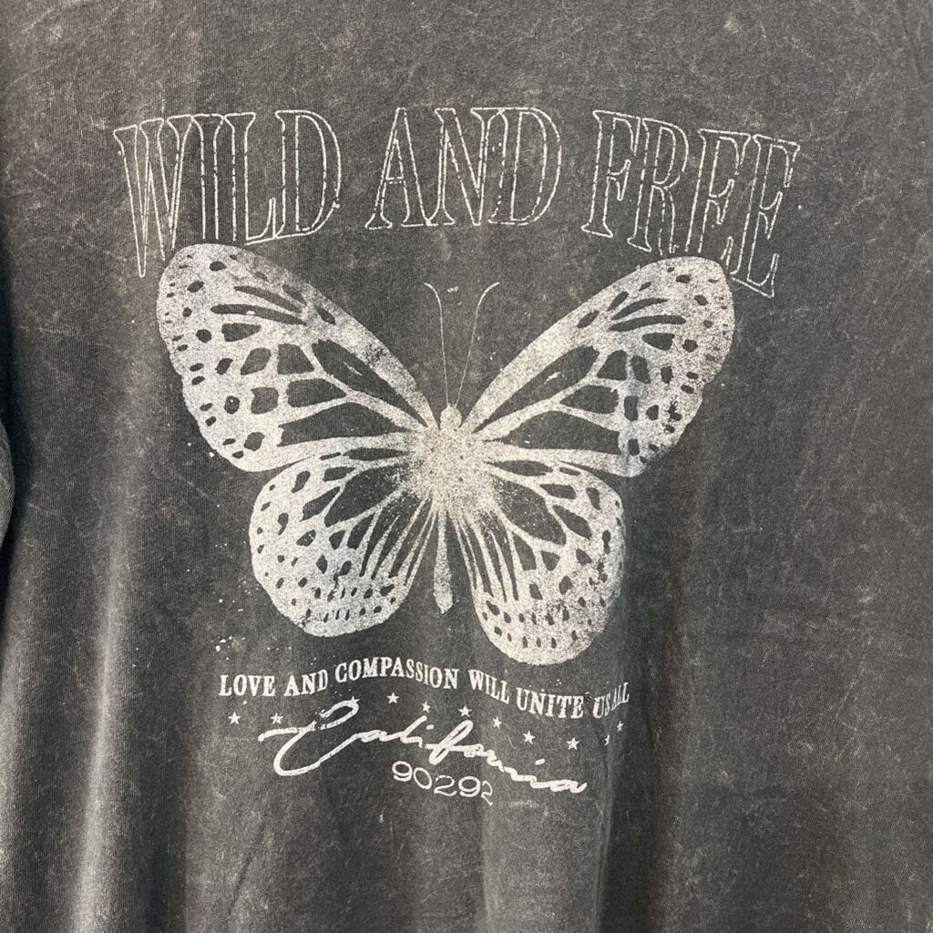 Hollister Grey Wild and Free Short Sleeve Graphic Tee Small