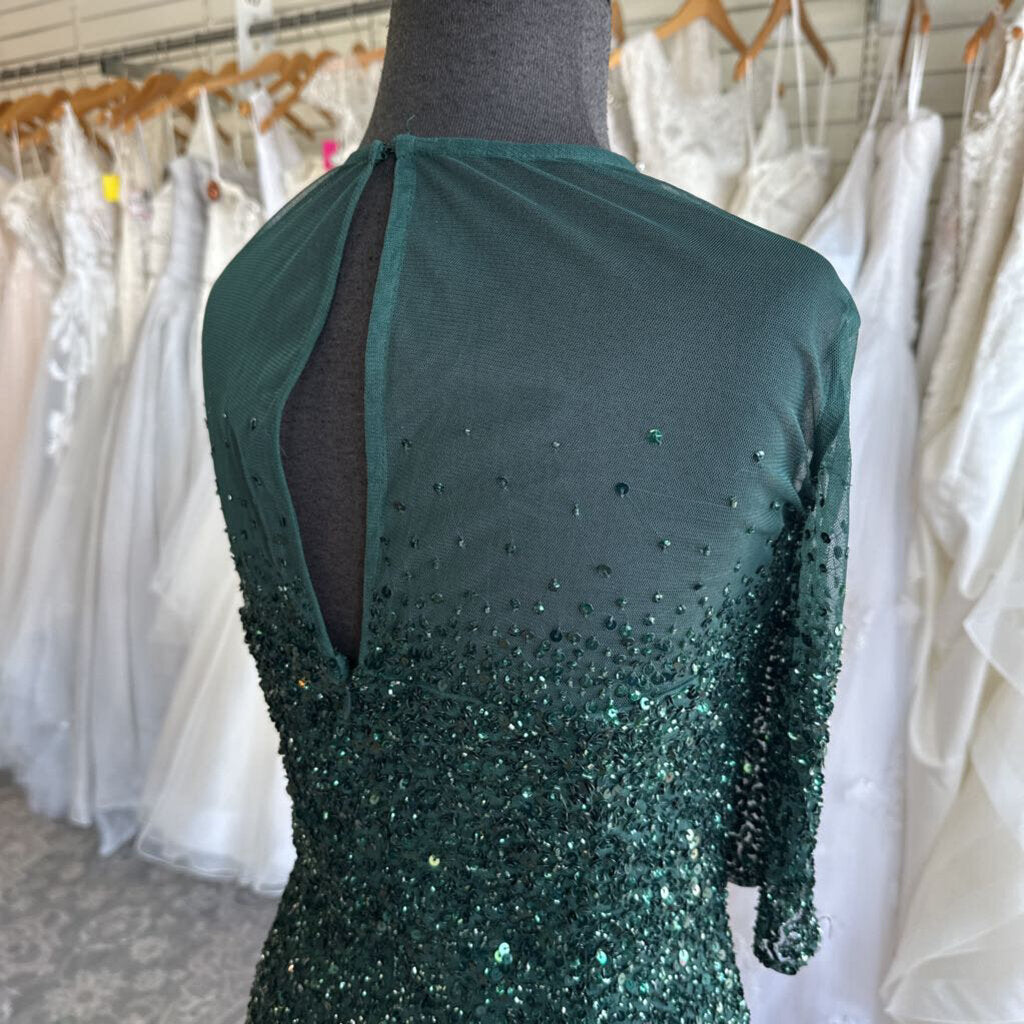 Adrianna Papell Green Sequin Long Sleeve Long Formal Dress 16
