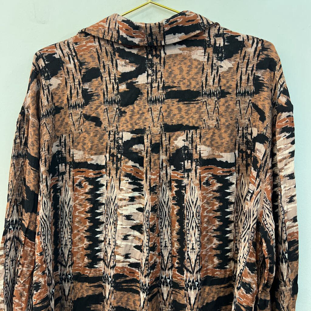 Vici Brown/ Black Print Long Sleeve Button Down Top Large