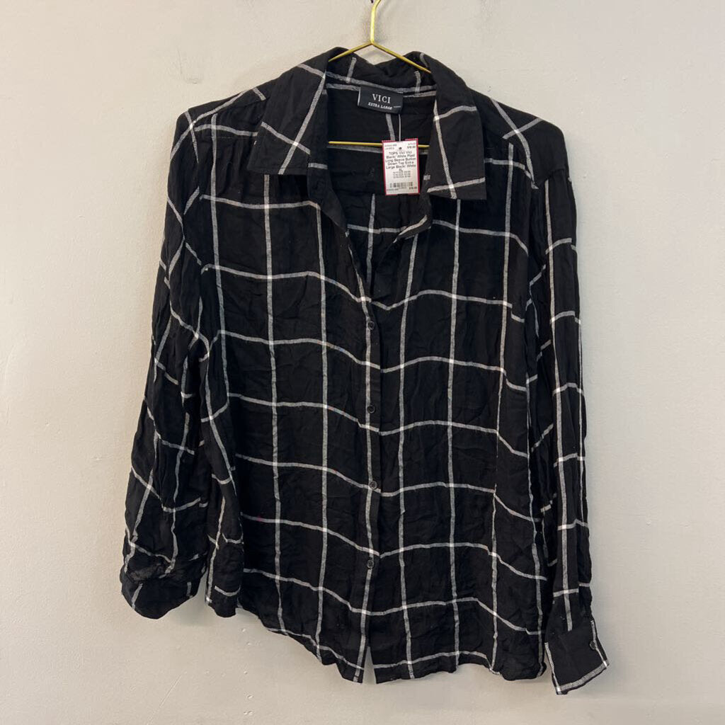 Vici Black/ White Plaid Long Sleeve Button Down Top Extra Large