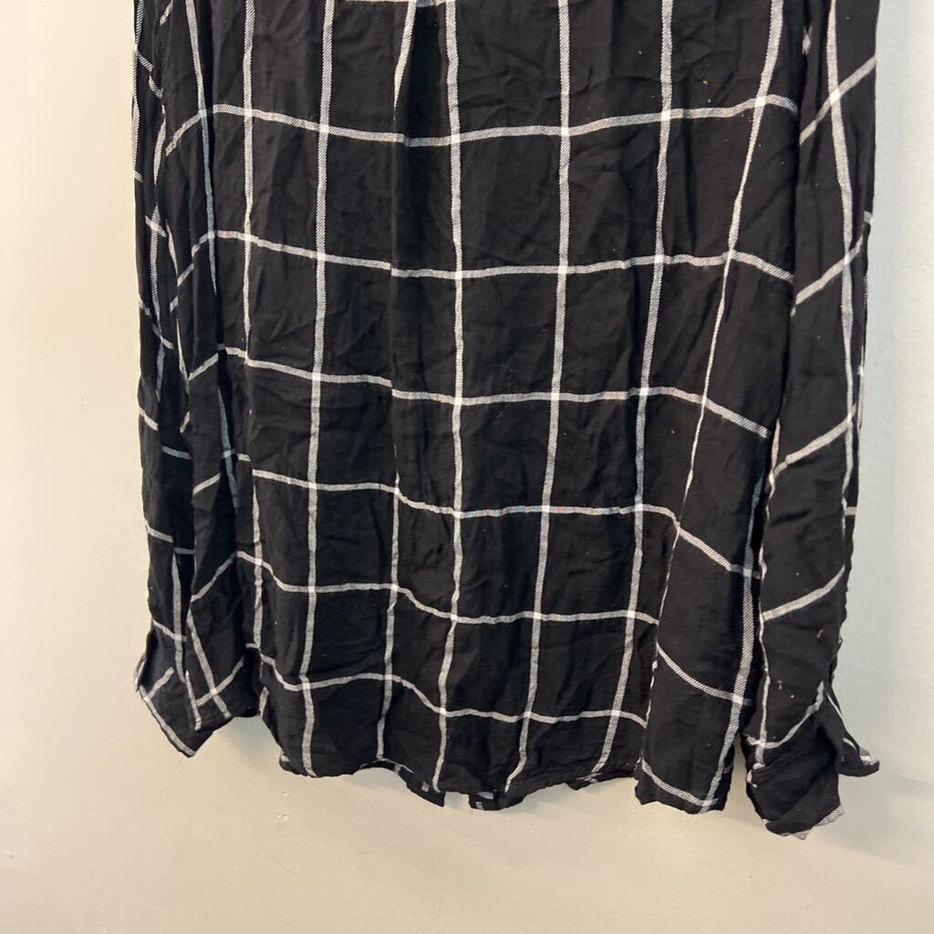 Vici Black/ White Plaid Long Sleeve Button Down Top Extra Large