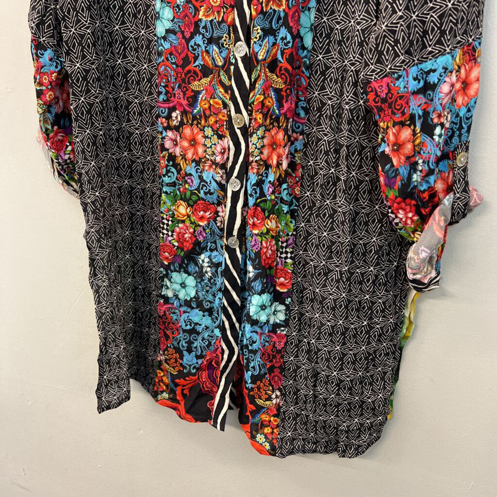 John Mark Black/ Multi Print Long Sleeve Button Down Tunic Top Large
