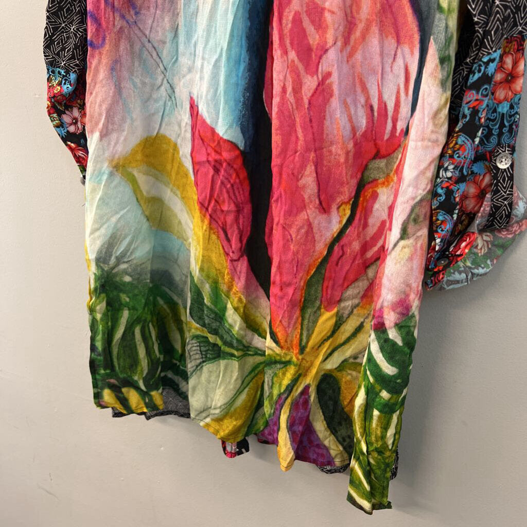John Mark Black/ Multi Print Long Sleeve Button Down Tunic Top Large