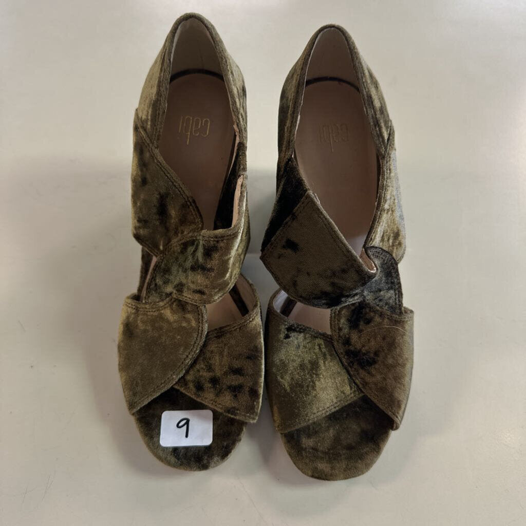 Cabi Olive Velvet Chunky Heels 9.0