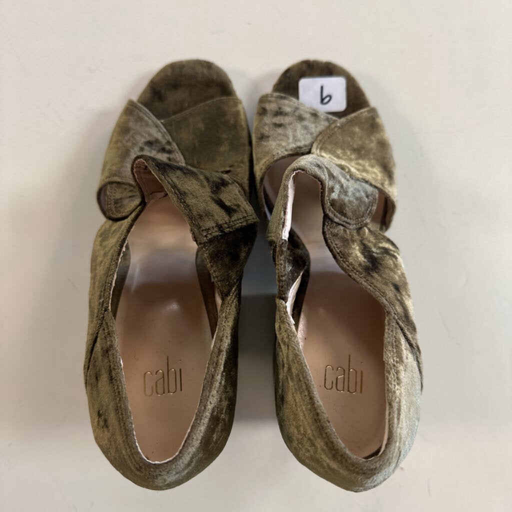 Cabi Olive Velvet Chunky Heels 9.0