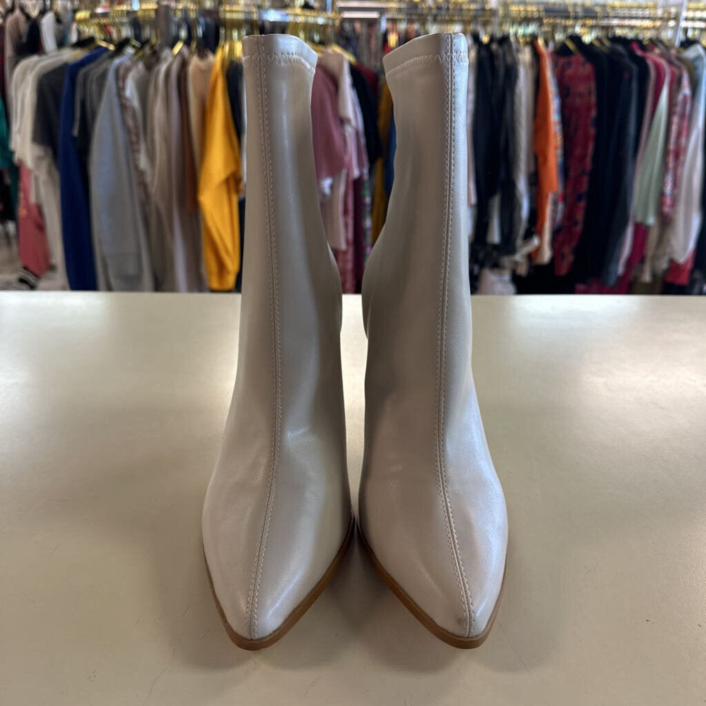 Billini Cream Leather Ankle Boots 9