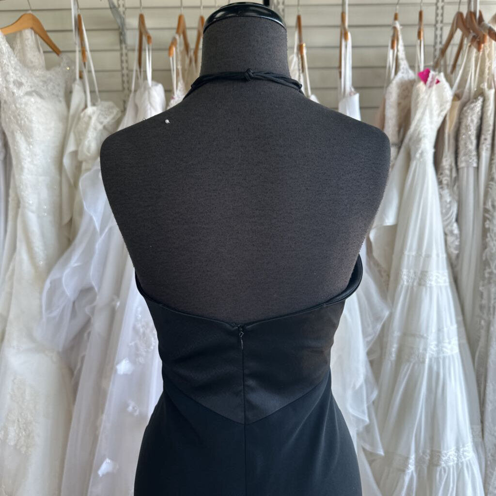 Jones New York Black Silky Top Halter Long Formal Dress 8