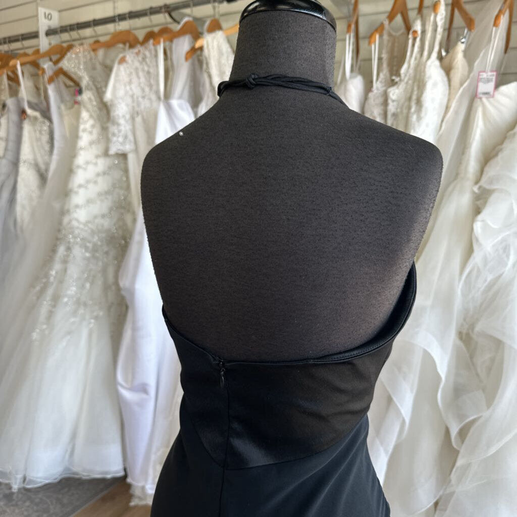 Jones New York Black Silky Top Halter Long Formal Dress 8