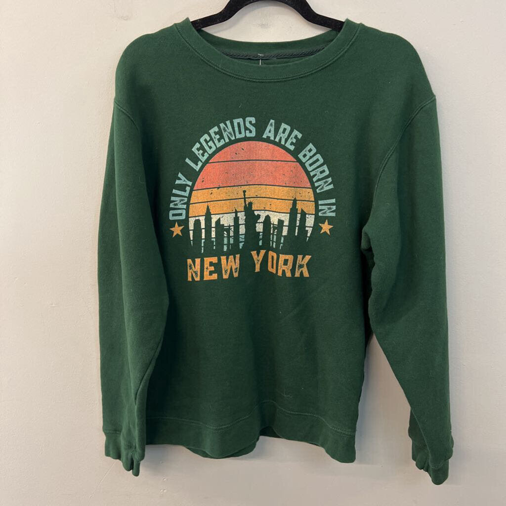Green New York Graphic Long Sleeve Pullover Small