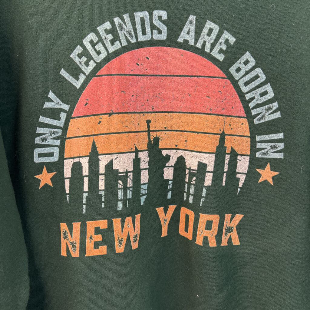 Green New York Graphic Long Sleeve Pullover Small