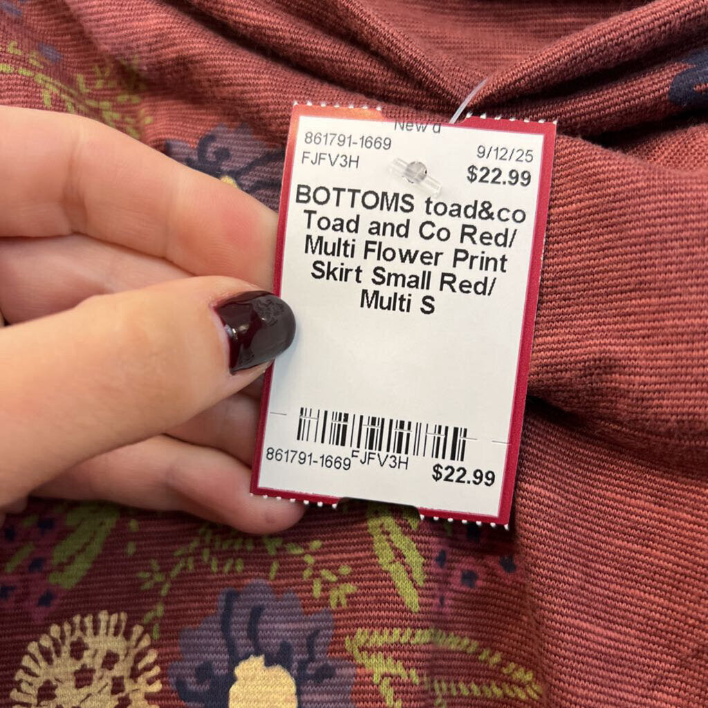 Toad and Co Red/ Multi Flower Print Skirt Small