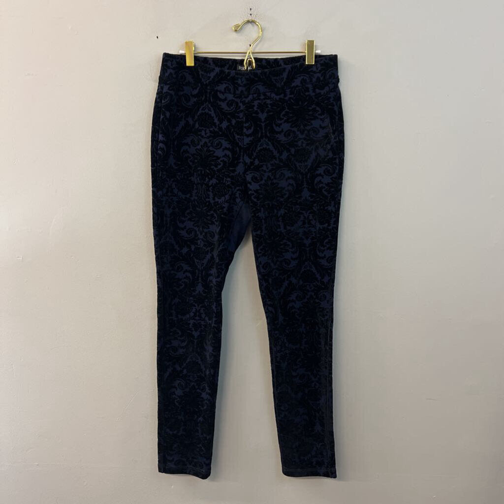 Roz and Ali Blue/ Black Velvet Print Pull On Pants Medium