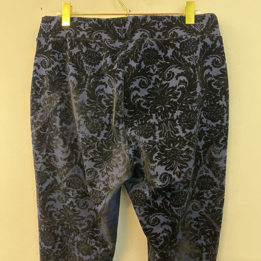 Roz and Ali Blue/ Black Velvet Print Pull On Pants Medium