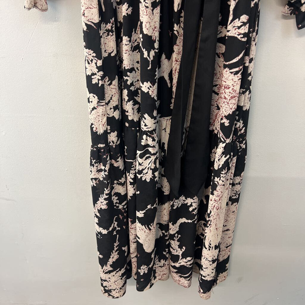 Fate Black/ White Print Long Sleeve Mock Neck Maxi Dress Medium