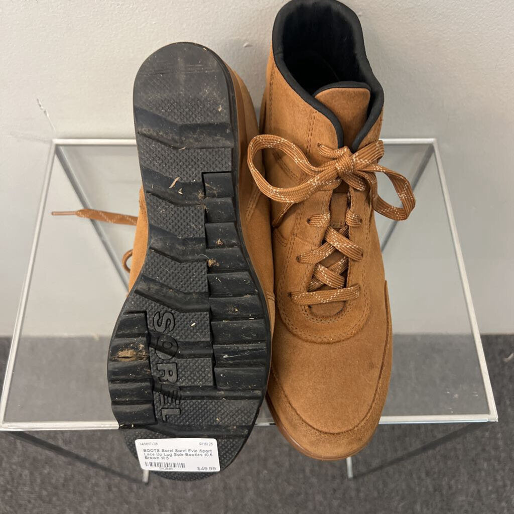 Sorel Evie Sport Lace Up Lug Sole Booties 10.5