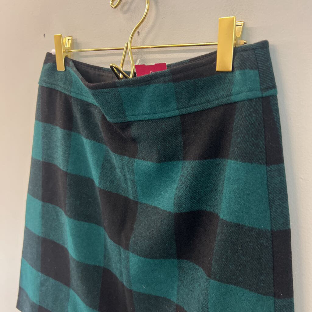 J Crew Green/ Black Plaid Skirt 2